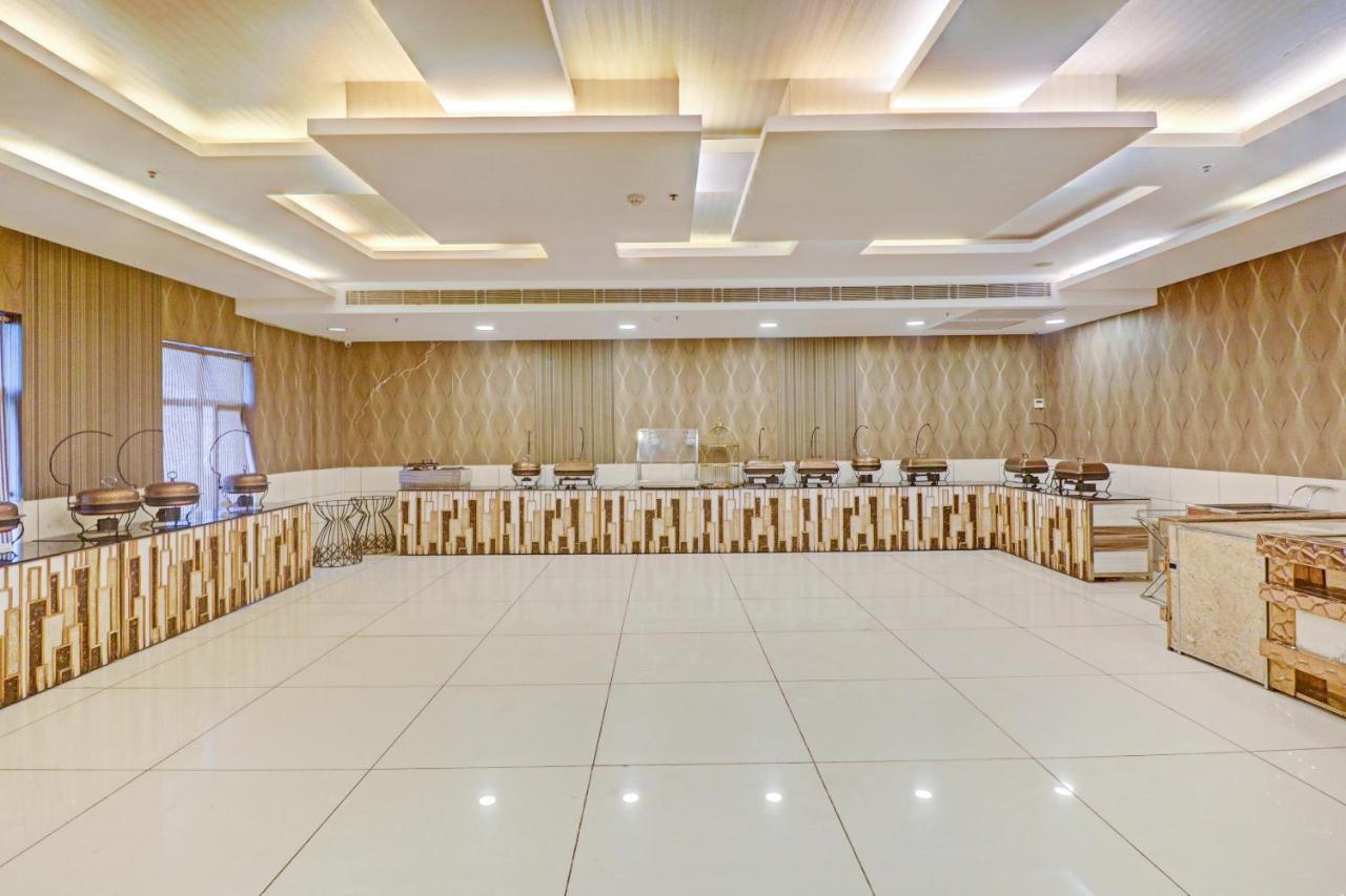 Hotel Oyo Townhouse 484 Sanskriti Delhi (National Capital Territory of India)