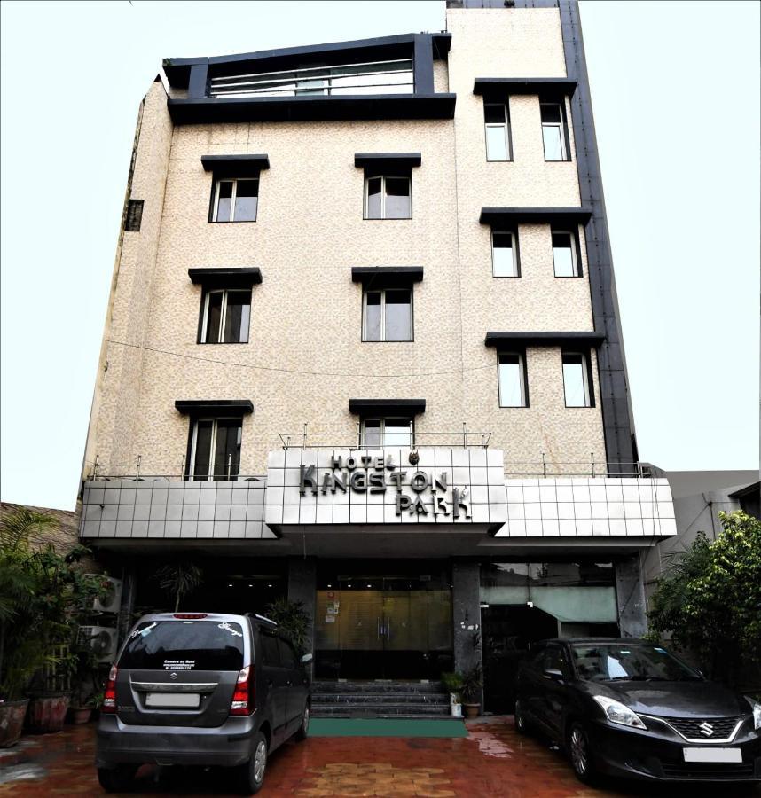 Hotel Kingston Park - Karol Bagh