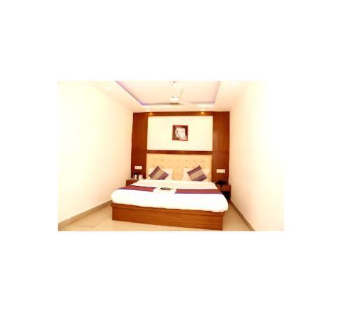 Vishal G H Hotel New Delhi