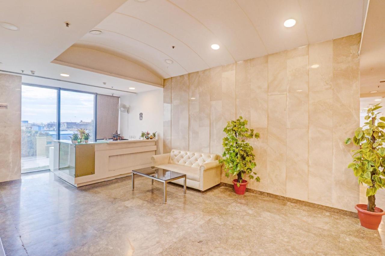 Oyo Townhouse 484 Sanskriti Hotel Delhi (National Capital Territory of India)