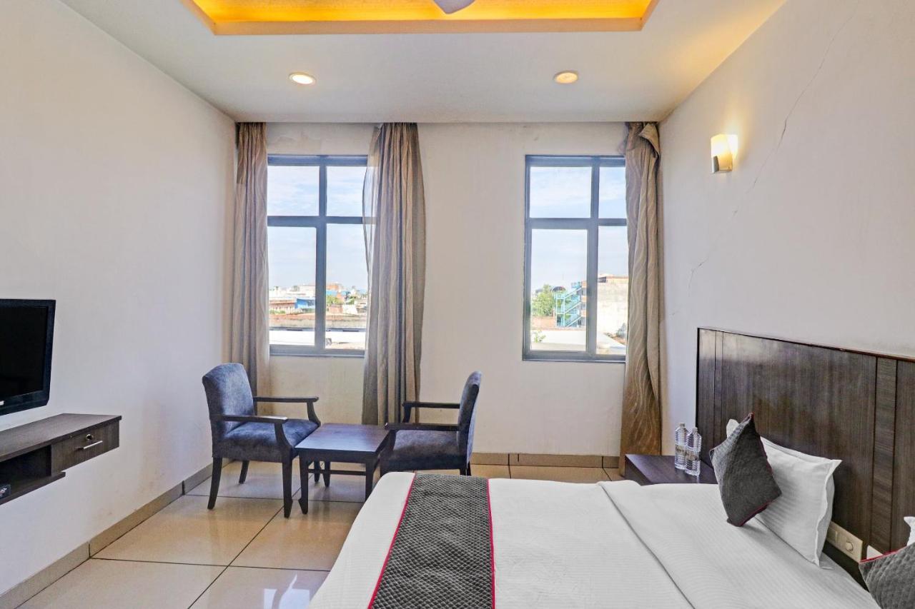 Hotel Oyo Townhouse 484 Sanskriti