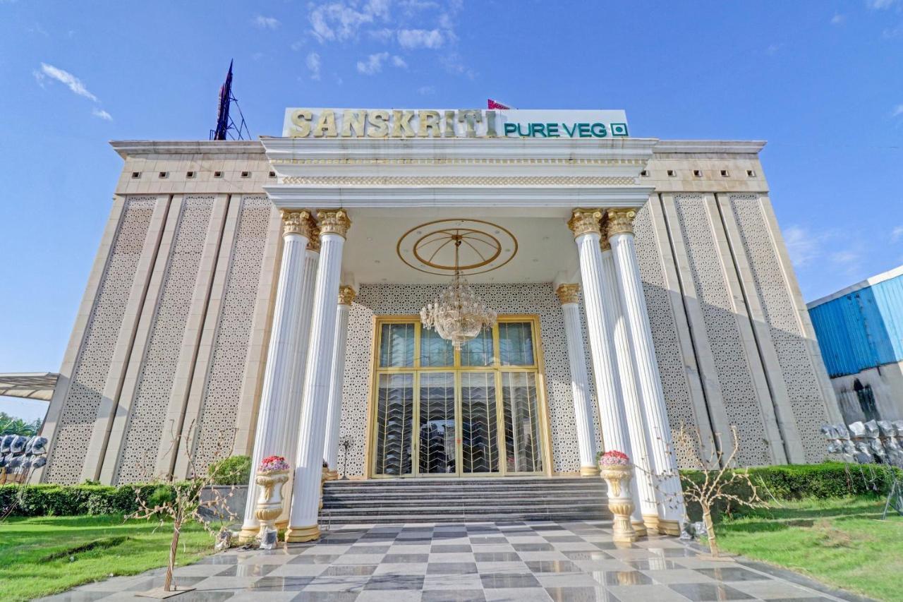 Oyo Townhouse 484 Sanskriti Hotel 3*