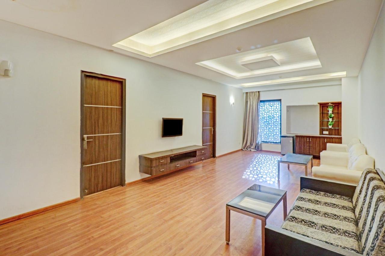 Hotel Oyo Townhouse 484 Sanskriti 3*