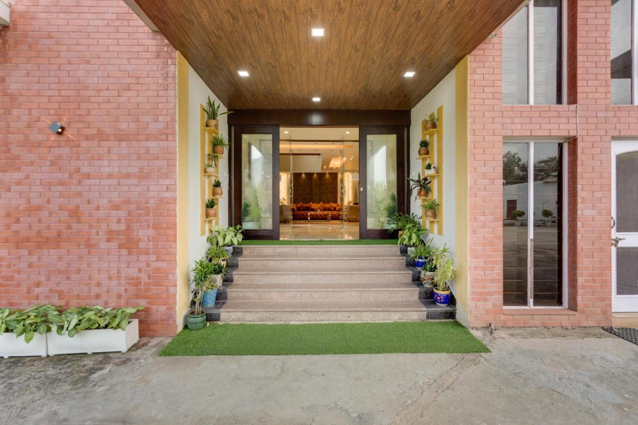 Avanti Retreat- Farm