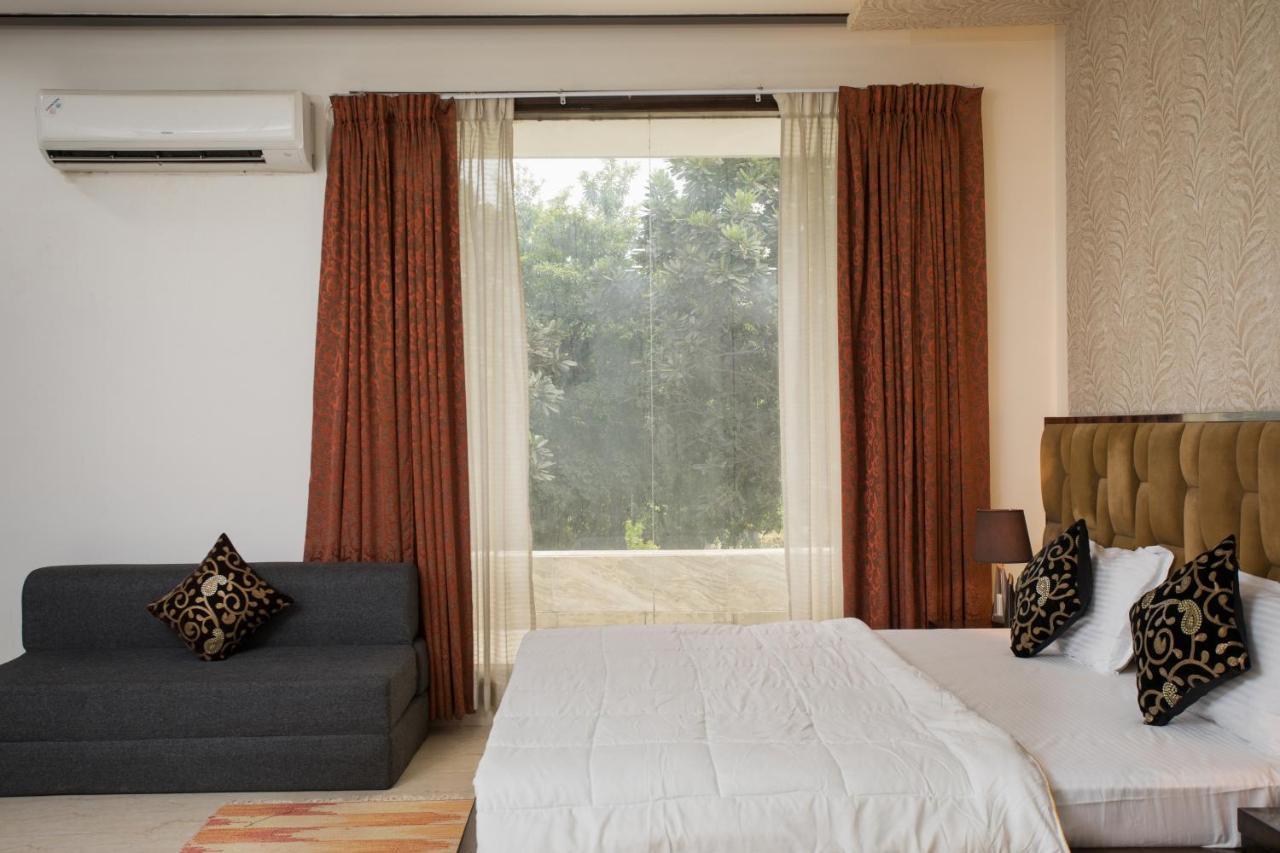 Avanti Retreat- Farm * Dera Māndi