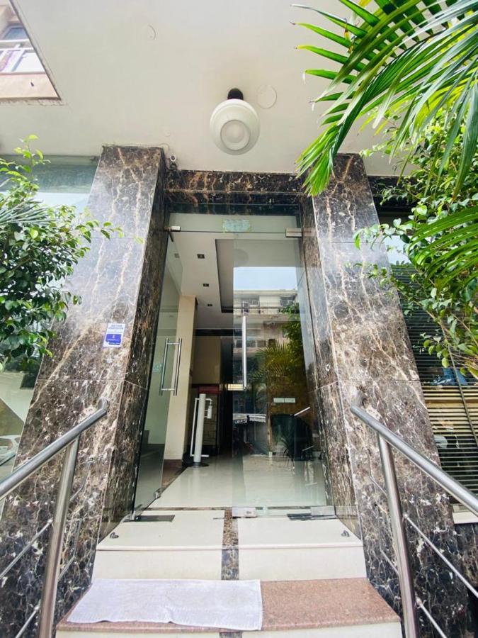 Hotel Lloyd Residency Nehru Place 3*