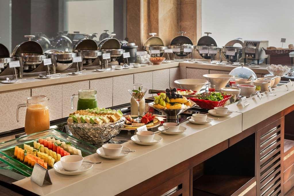 Hotel Ramada By Wyndham New Pitampura 3*