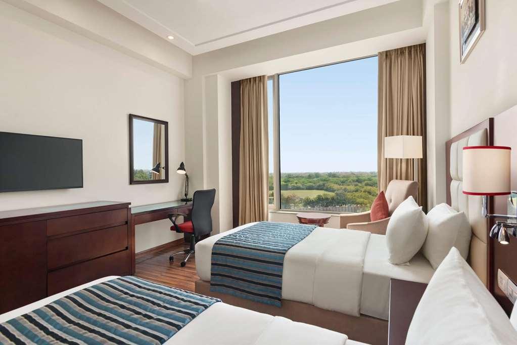 Ramada By Wyndham New Pitampura