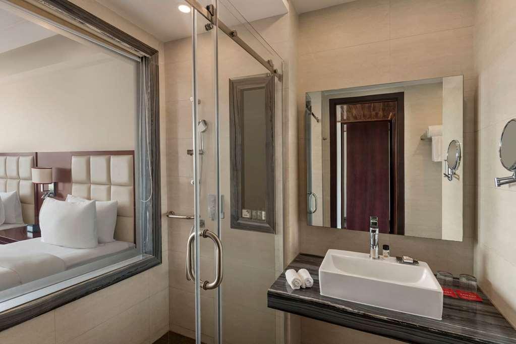 Ramada By Wyndham New Pitampura Hotel 3*