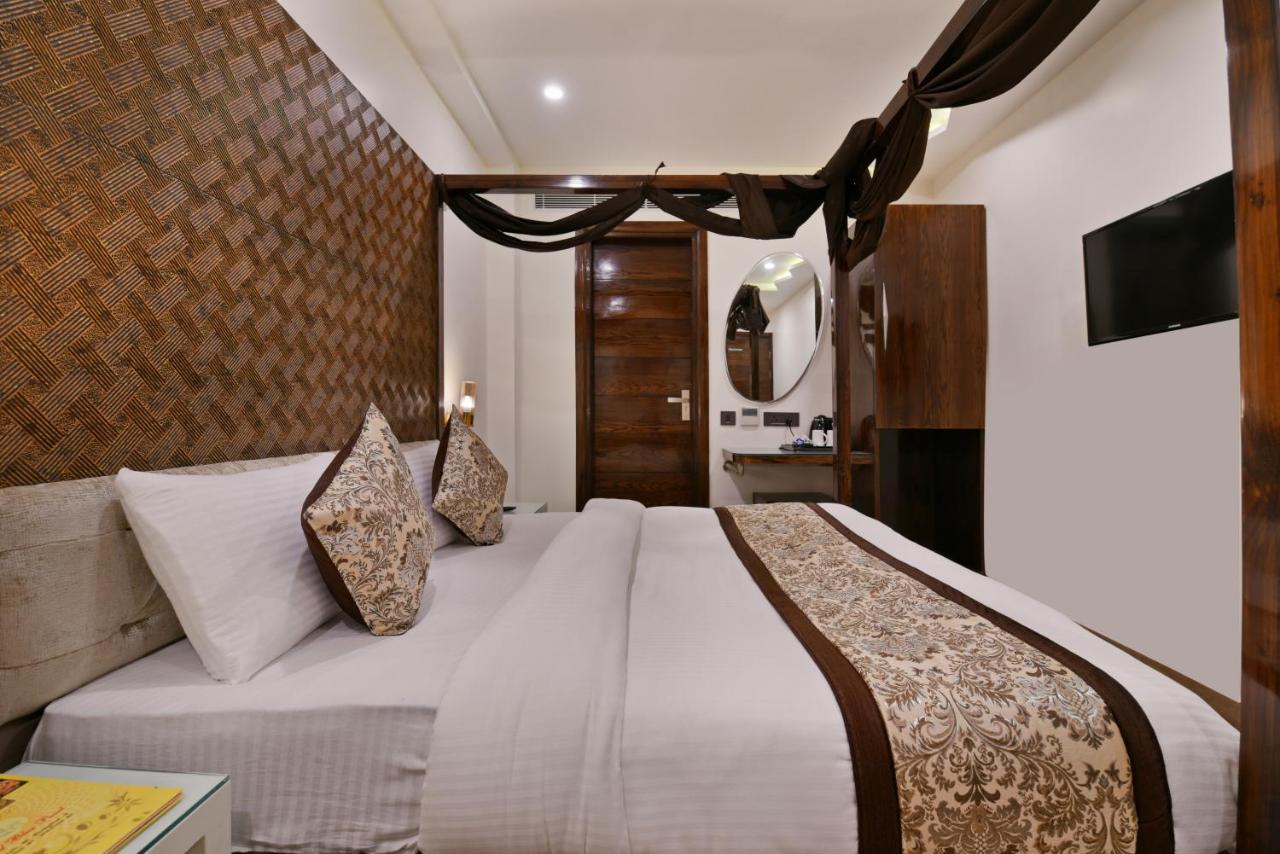 Blue Pearl - Free Airport Pick Up Hotel 4*