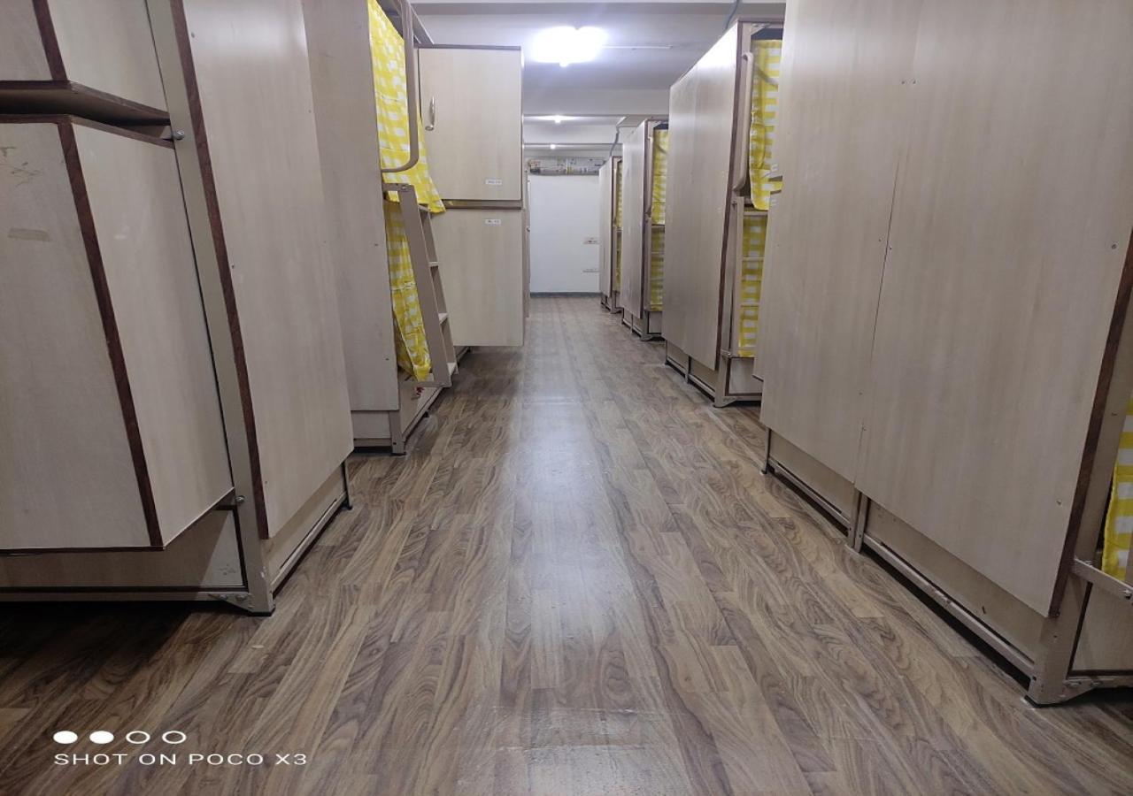 Hostel Abuzz Oxfordcaps Rohini Delhi *