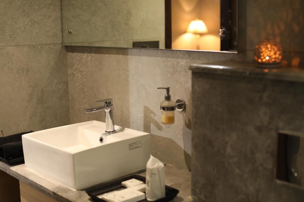 Kryc Luxury Living 3* New Delhi