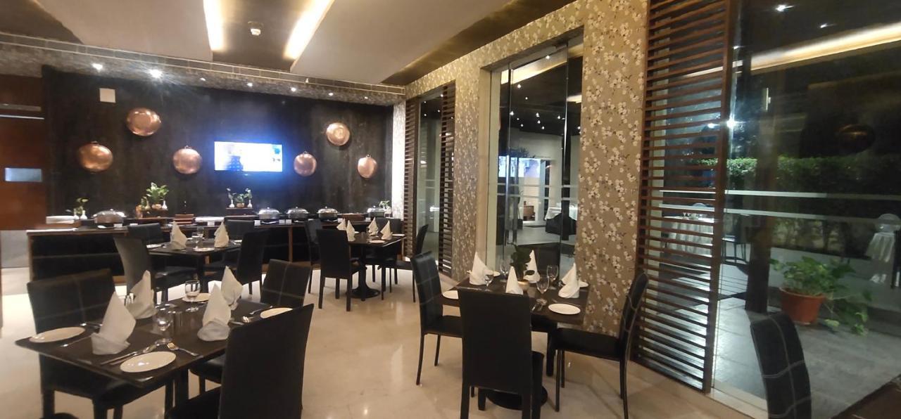 Udman Panchshila Park Hotel