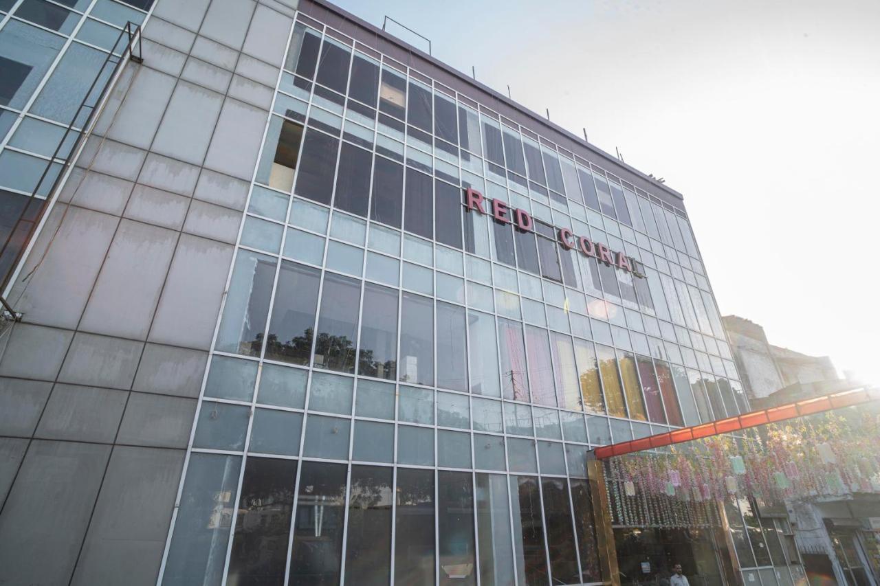 Red Coral By F9 Hotel New Delhi