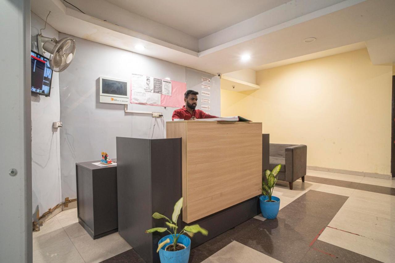 Red Coral By F9 Hotel New Delhi