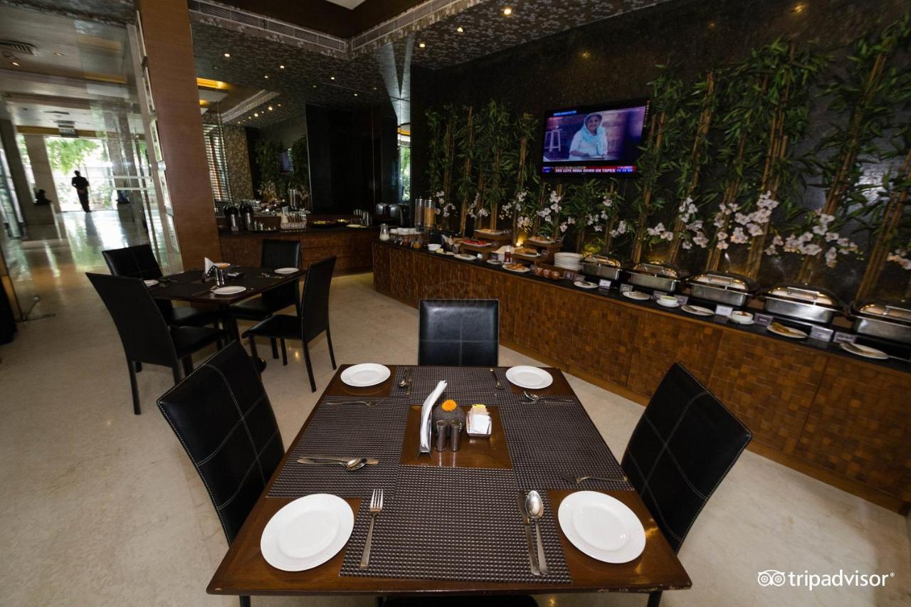 Hotel Udman Panchshila Park 4*