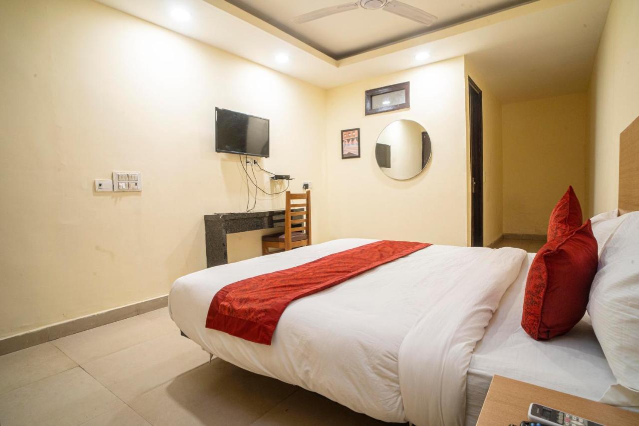 Red Coral By F9 Hotel