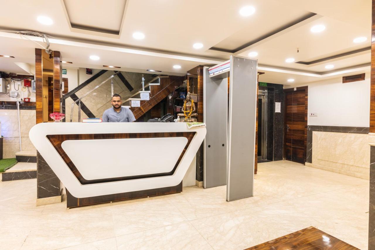 Hotel Grand Shyam- In Front Of New Delhi Railway Station-Couple Friendly 2* New Delhi