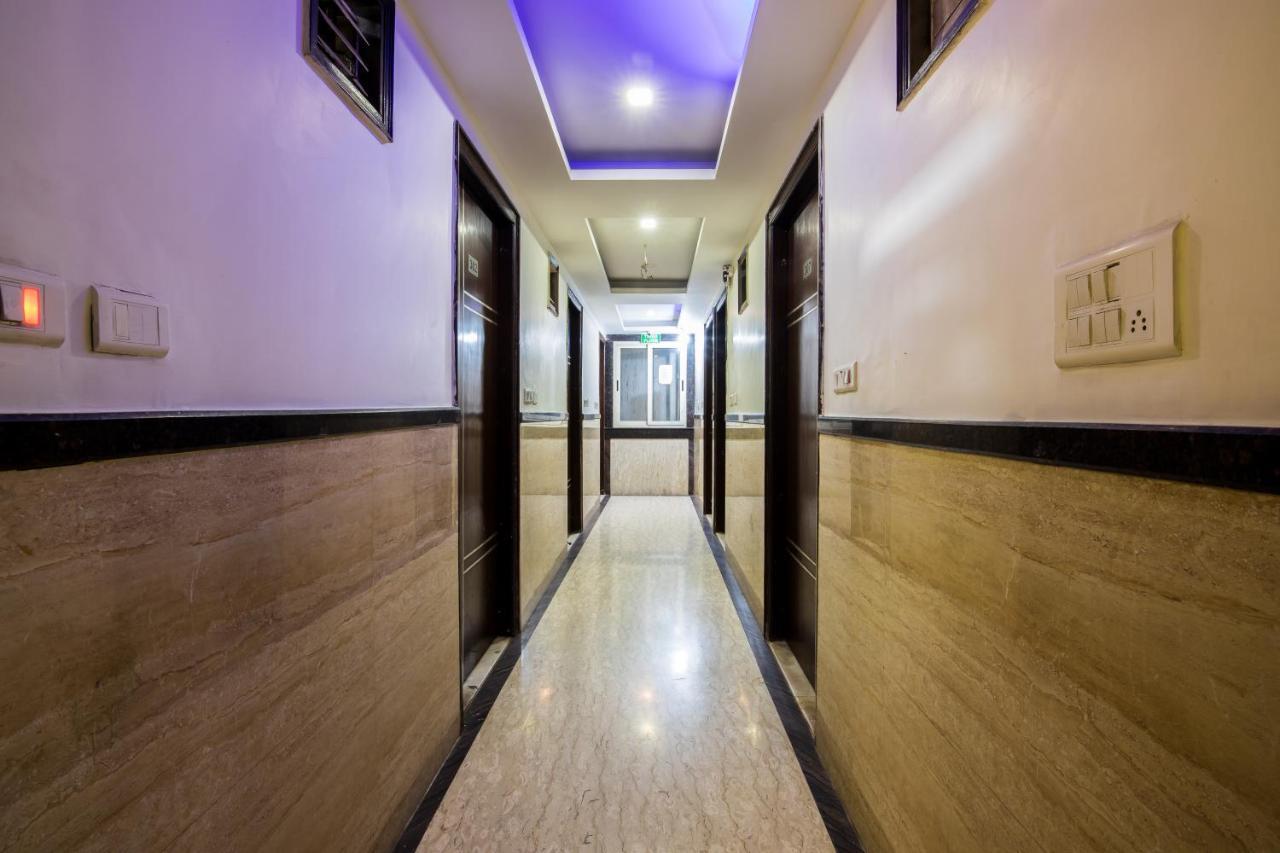 Hotel Grand Shyam- In Front Of New Delhi Railway Station-Couple Friendly Hotel 2*