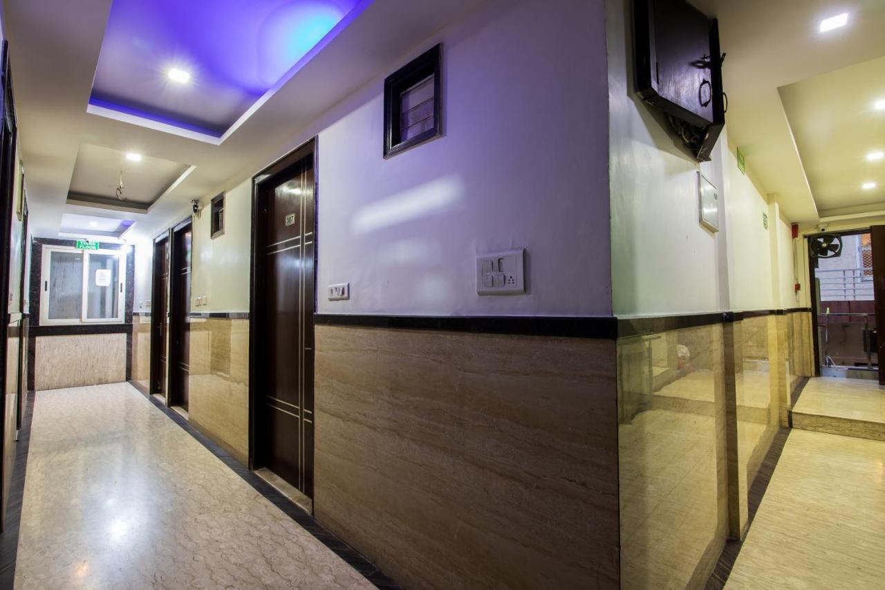 Hotel Grand Shyam- In Front Of New Delhi Railway Station-Couple Friendly Hotel 2*