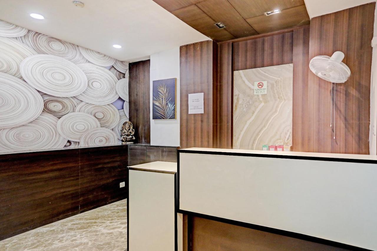 Hotel The Orion - Greater Kailash 4*