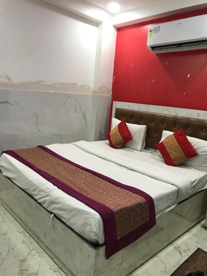 O Kanak Palace Nova Deli