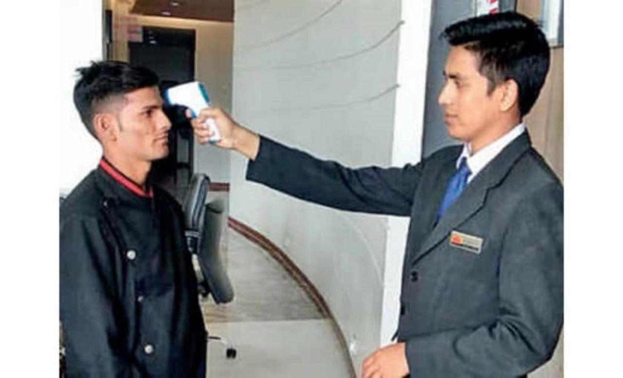 Hotel Z Suites- Delhi Igi Airport Hotel