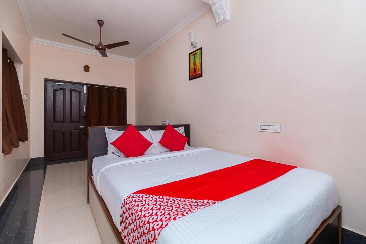 O Kanak Palace Hotel 3*