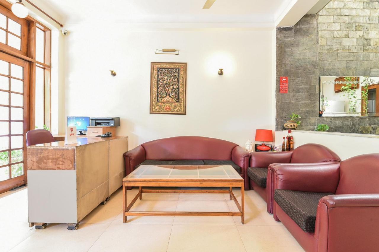 Hotel Oyo 2357 The Excellency 3*