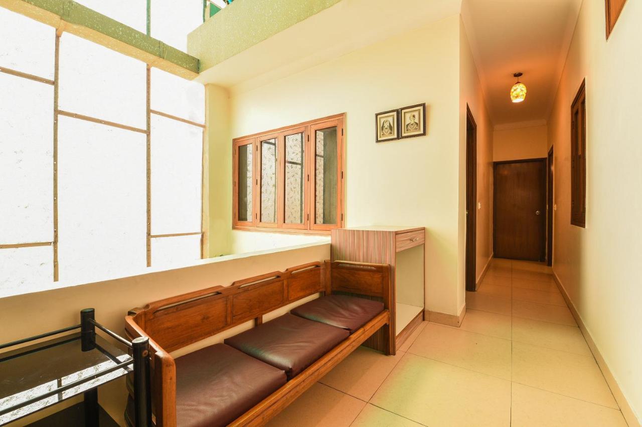 Hotel Oyo 2357 The Excellency