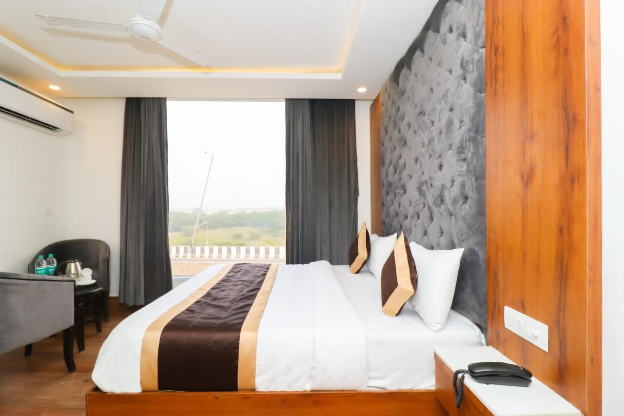 View - A Boutique 3*