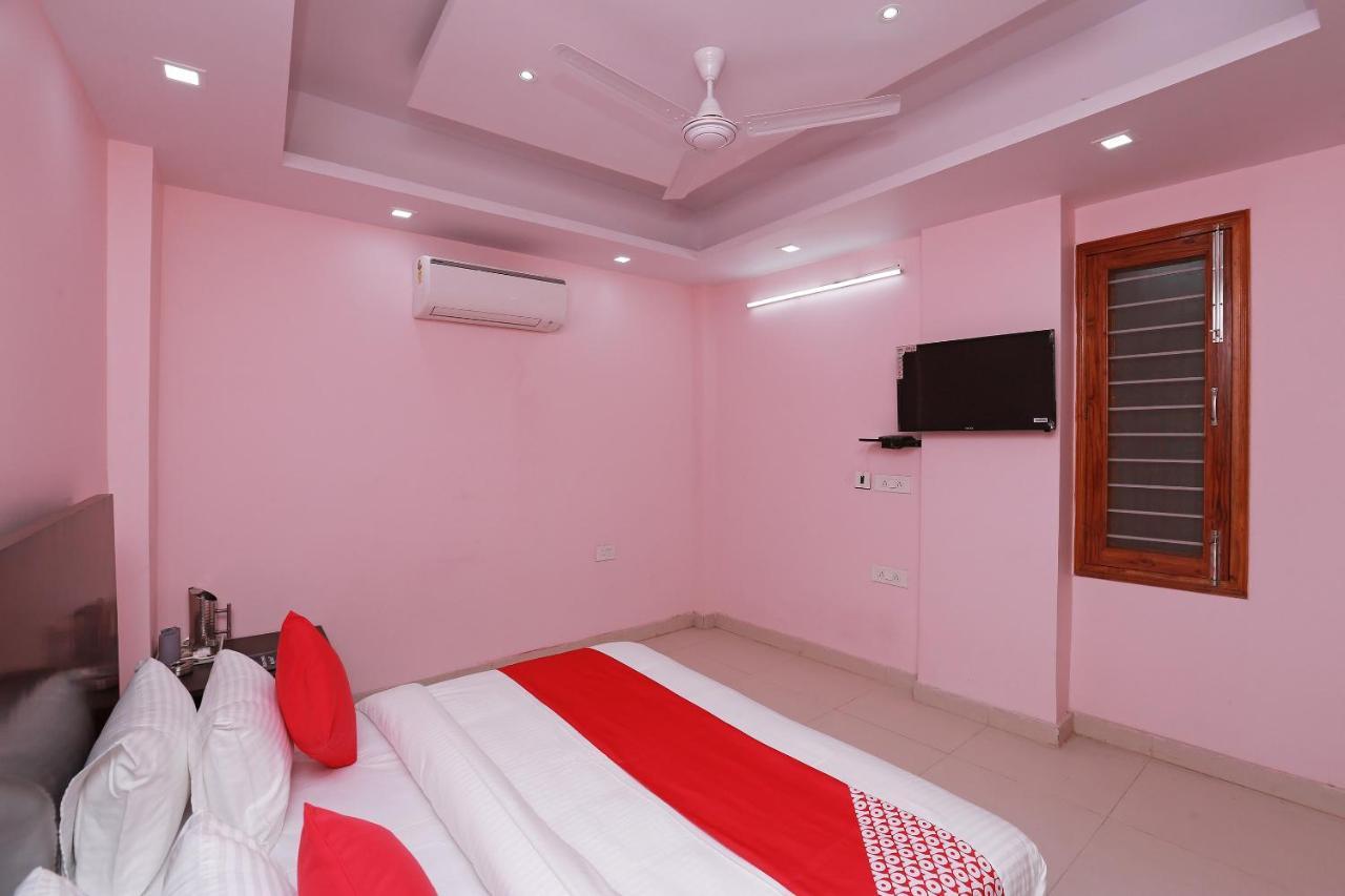 Hotel Oyo 35361 Leisurrestay 3*
