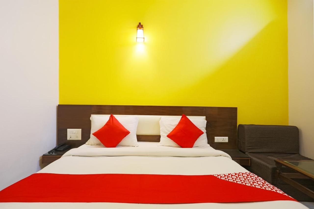 Oyo Svaruchi Near M2k Cinemas Rohini Delhi (National Capital Territory of India)