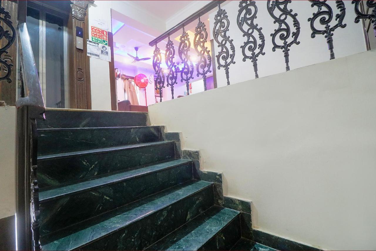 Fabexpress Welcome Palace Near Railway Station 3*