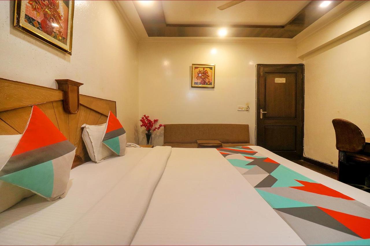 Fabexpress Welcome Palace Near Railway Station 3*