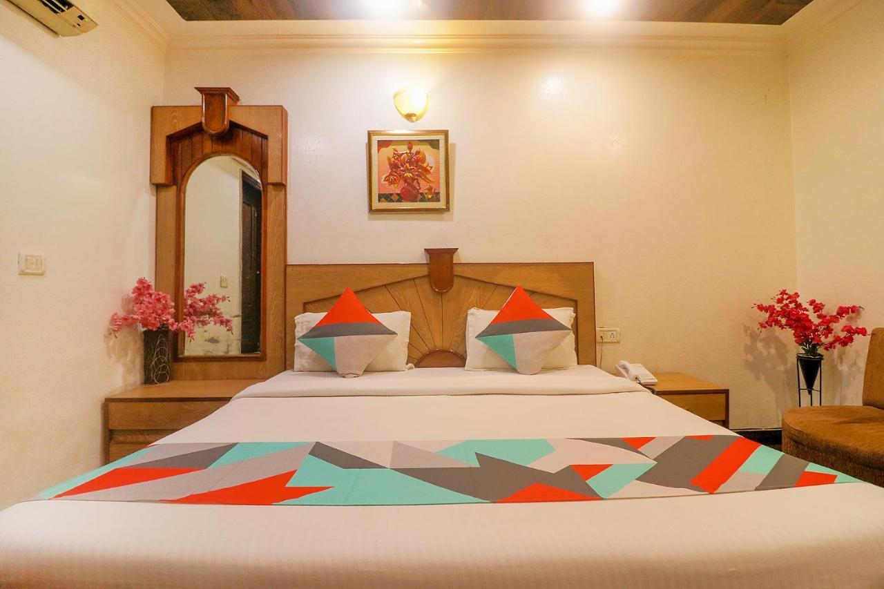 Fabexpress Welcome Palace Near Railway Station