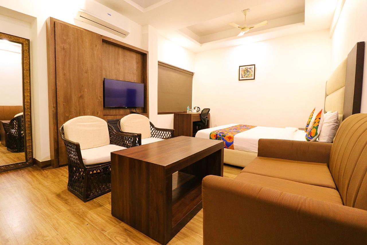 Bel Morris Hotel New Delhi