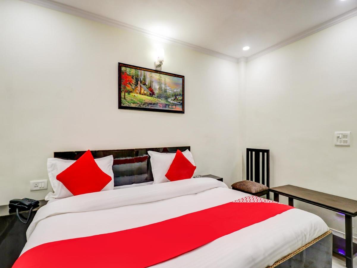 Hotel Oyo 77353 Tom & Jerry 3*