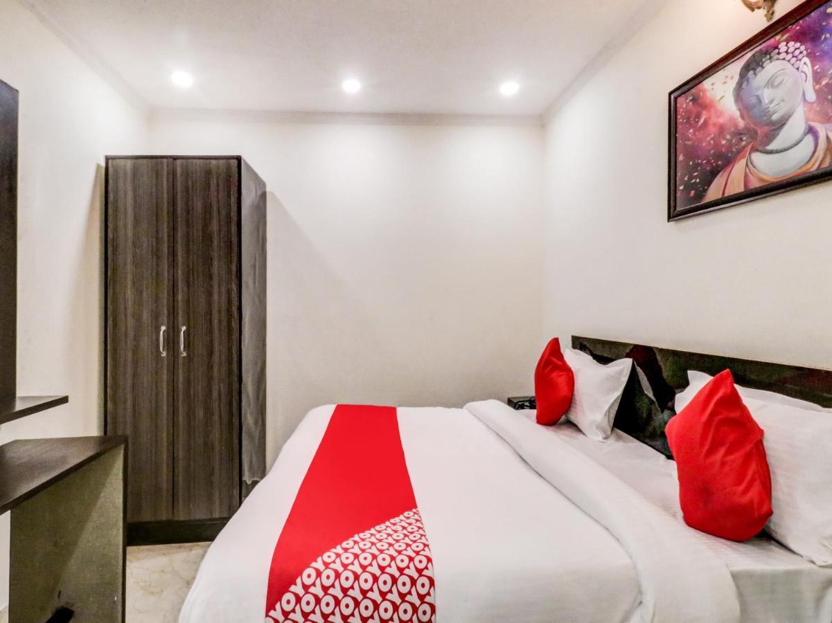 Oyo 77353 Tom & Jerry Hotel New Delhi