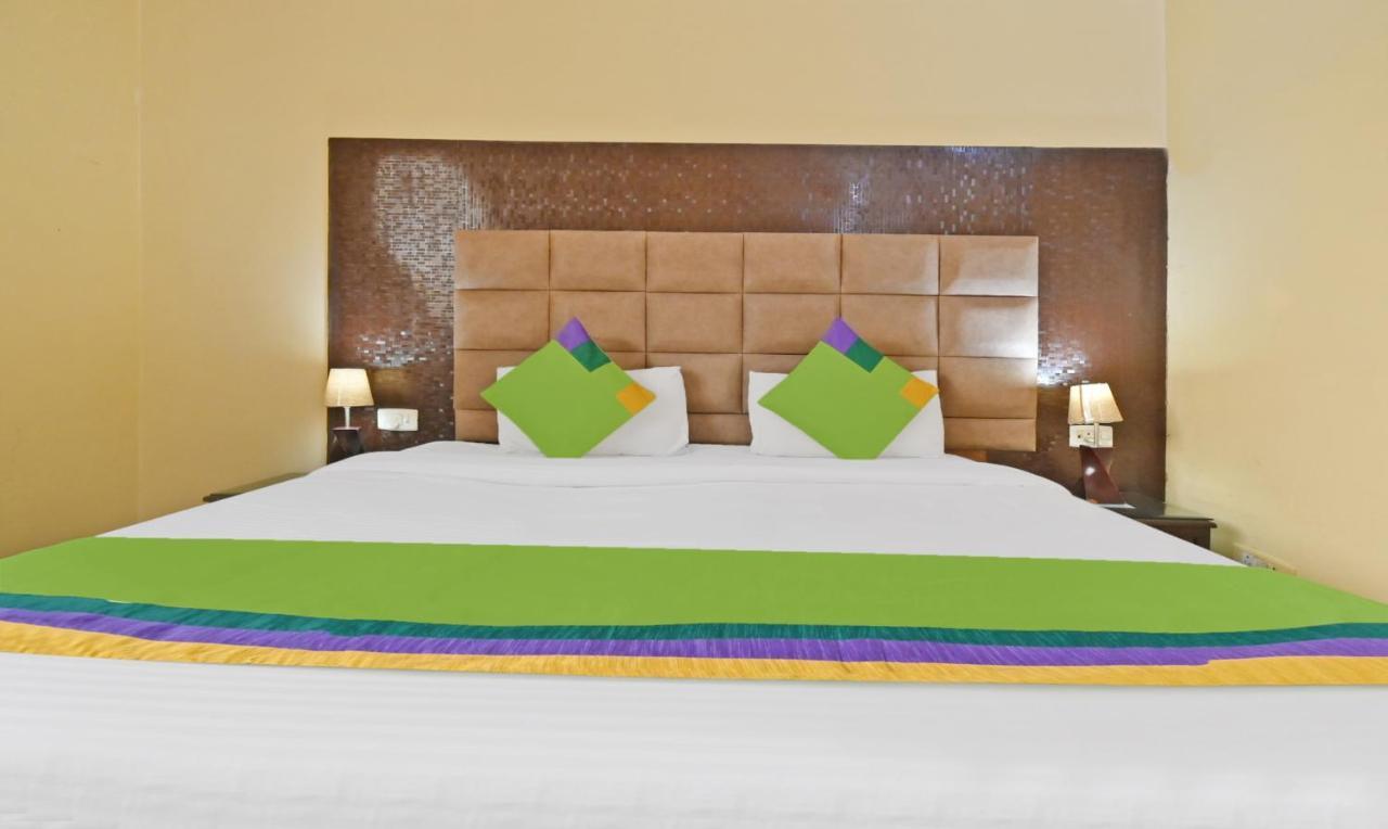 Treebo Trend Conclave Comfort Kailash Colony Hotel New Delhi