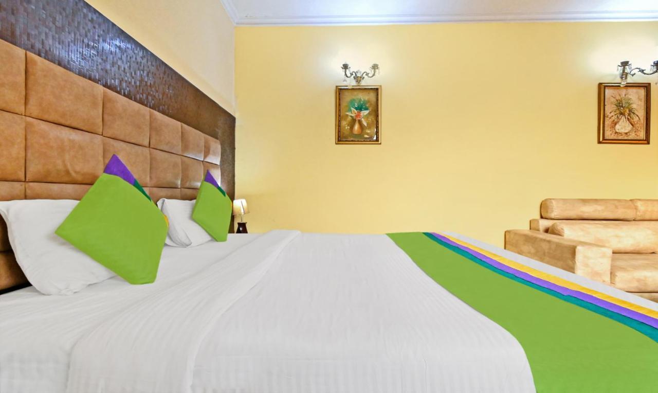 Hotel Treebo Trend Conclave Comfort Kailash Colony