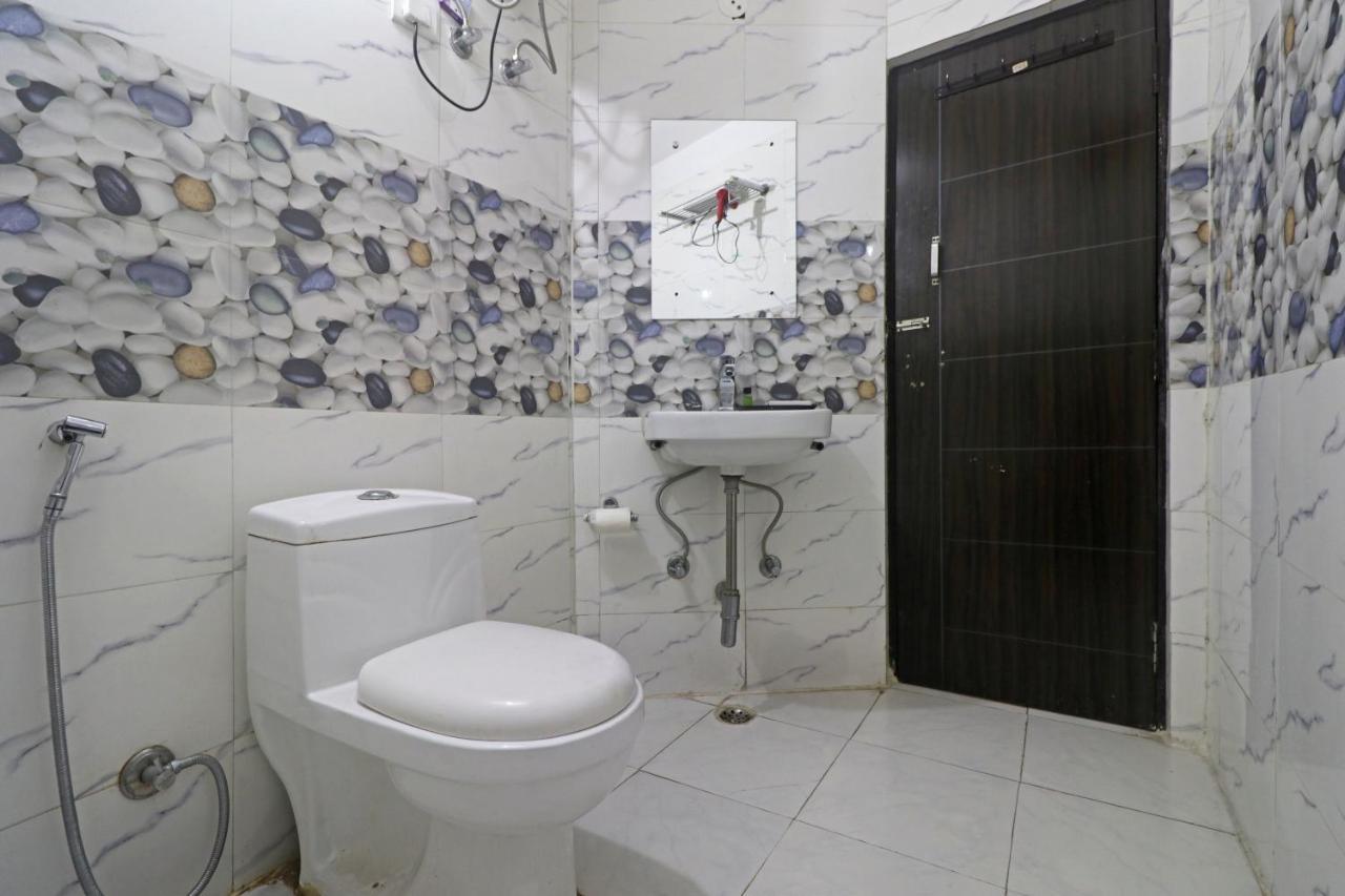 Kelvish Hotel-delhi Igi Airport 4* New Delhi