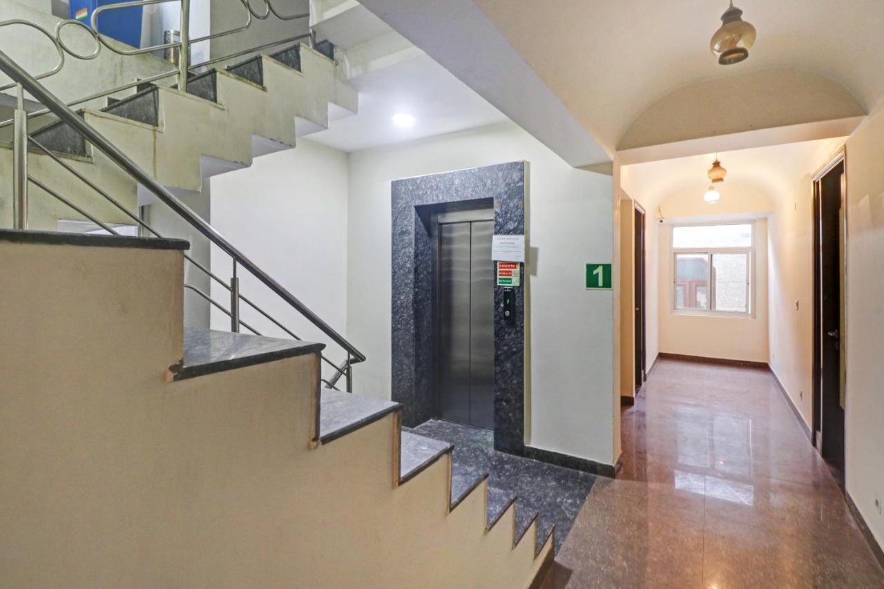 Oyo 12675 Star Hotel