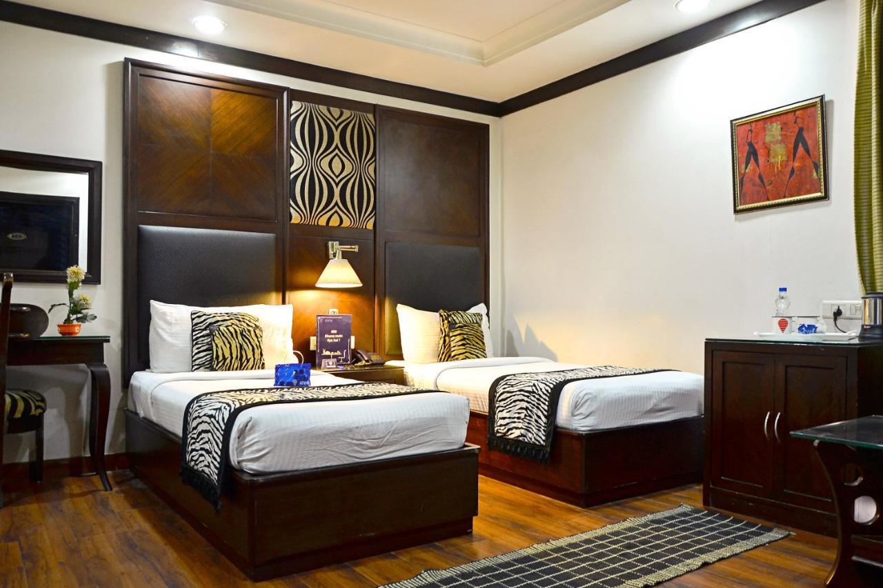 Capital O 2741 Corporate Point Hotel 3*