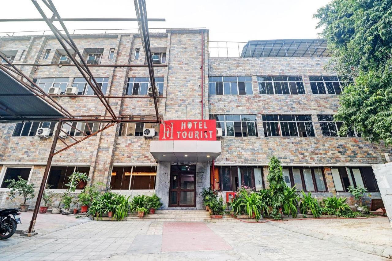 The Tourist - 1 Min From Railway Station 3* New Delhi