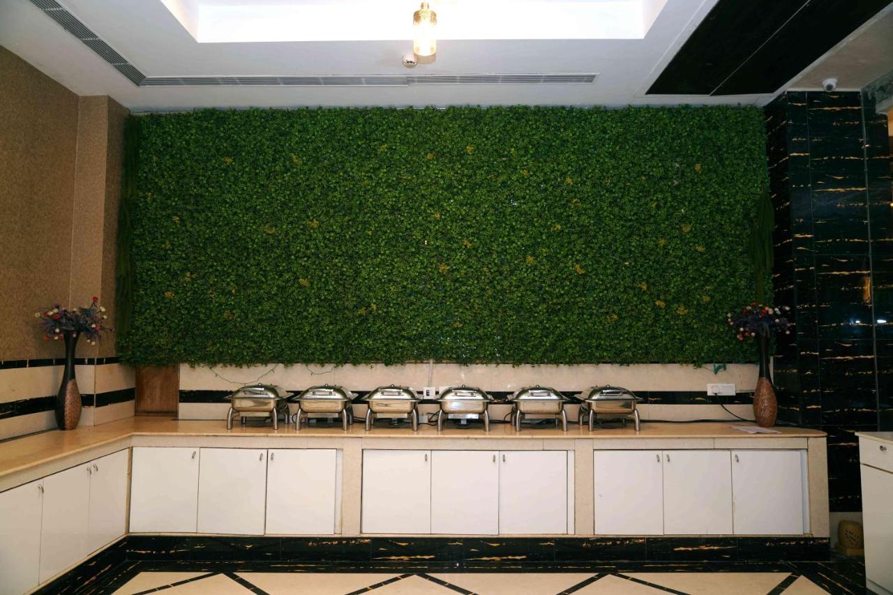Venizia Sarovar Portico 4* New Delhi