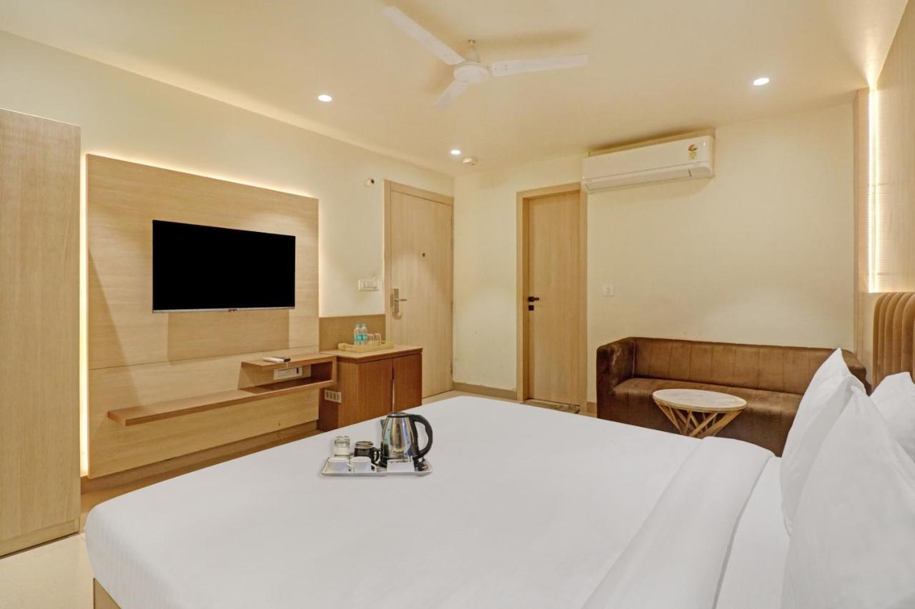 Hotel Oyo Townhouse 670 16 New Delhi