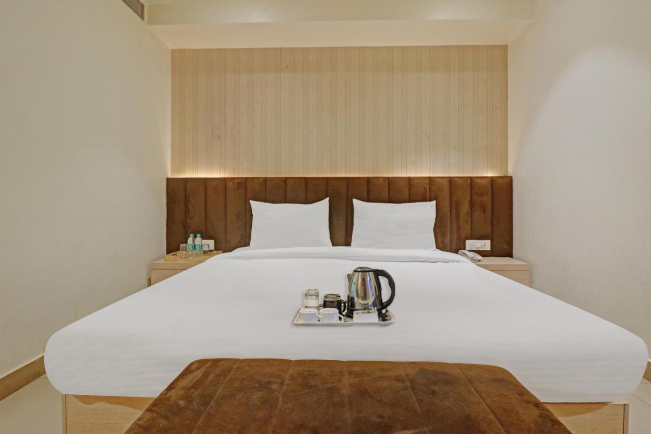 Oyo Townhouse 670 16 Hotel