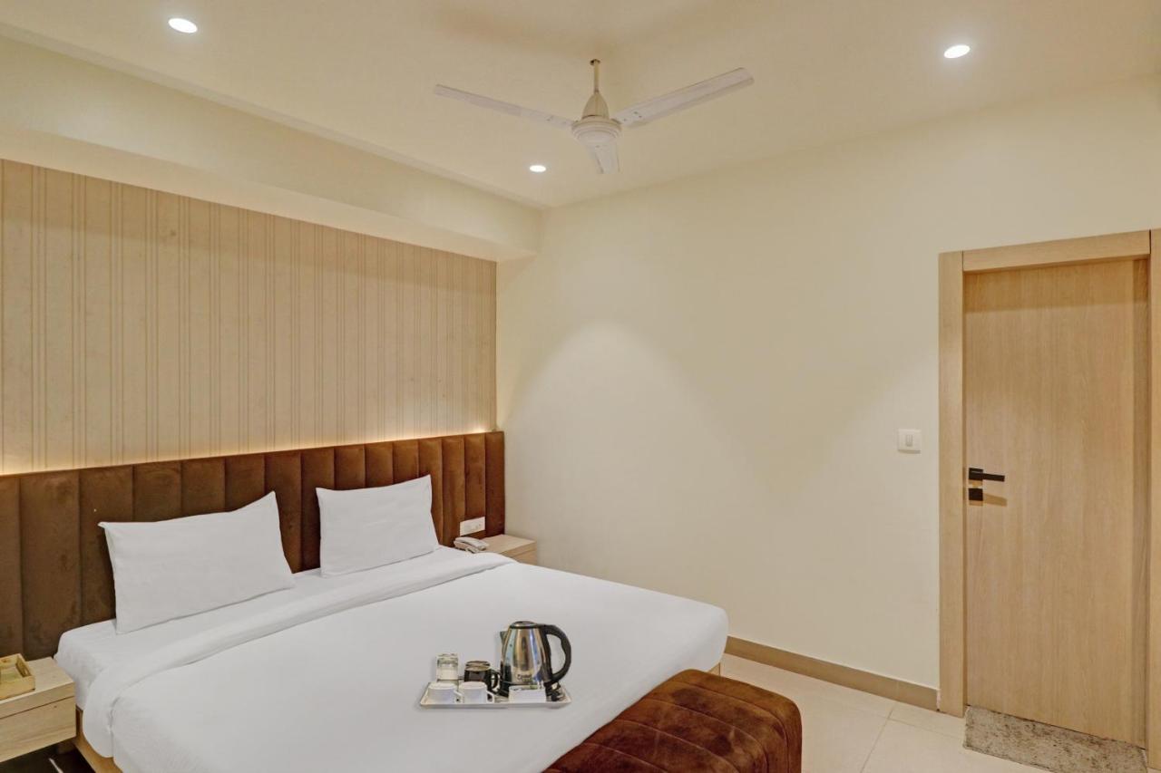 Oyo Townhouse 670 16 Hotel