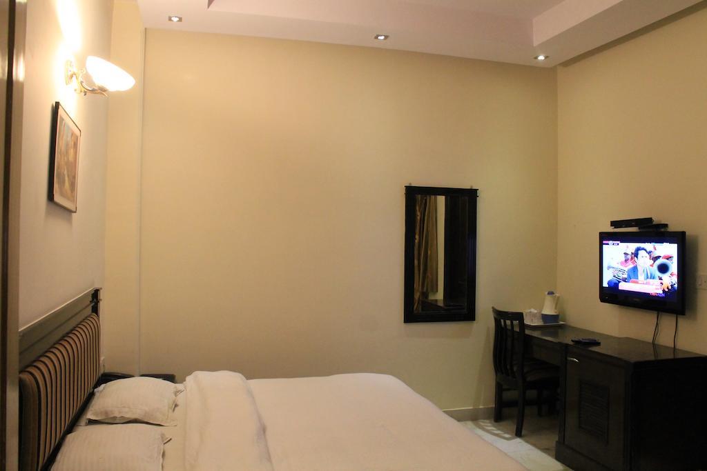 Hotel O Grand Delhi (National Capital Territory of India)